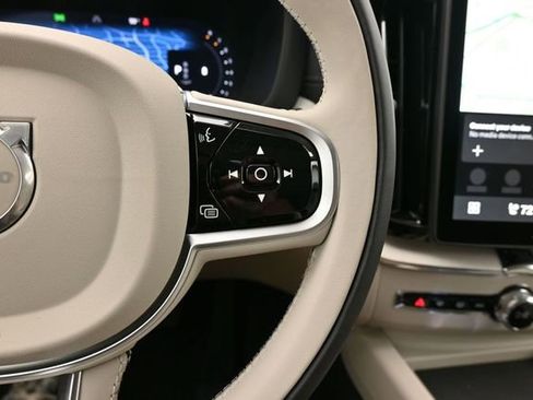 New 2026 Volvo XC60 B5 Ultra w/ Climate Package AWD/4WD image 26