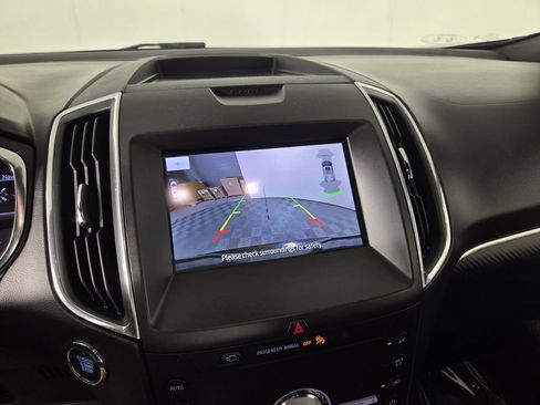 Used 2020 Ford Edge ST w/ Equipment Group 401A AWD/4WD image 12