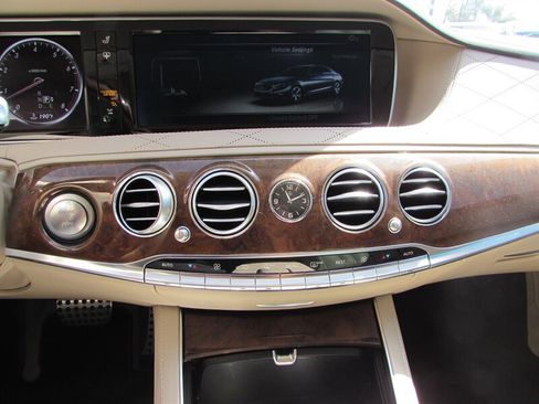 Used 2014 Mercedes-Benz S 550 Sedan w/ Sport Package Plus One image 18