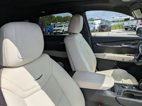 Used 2020 Cadillac XT5 Sportv AWD/4WD image 27