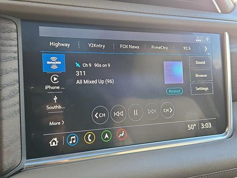 Used 2021 GMC Yukon Denali w/ Denali Ultimate Package image 18