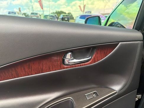 Used 2017 INFINITI QX50 AWD w/ Premium Package image 36