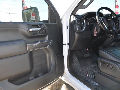 Used 2022 Chevrolet Silverado 2500 LTZ image 11