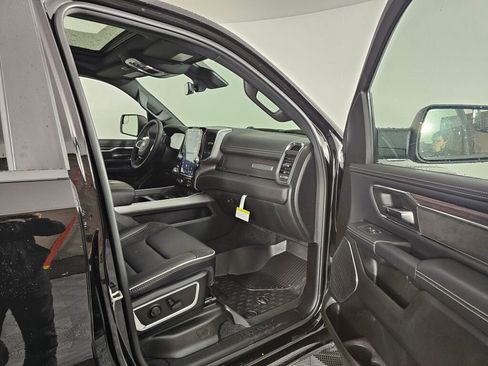 New 2026 RAM 1500 Laramie w/ Laramie Preferred Package AWD/4WD image 38