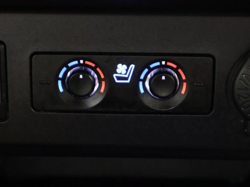 Used 2018 Toyota 4Runner Limited AWD/4WD image 41