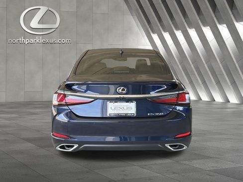 Certified 2024 Lexus ES 350 w/ Premium Package FWD image 24