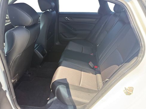 Used 2019 Honda Accord Sport image 16