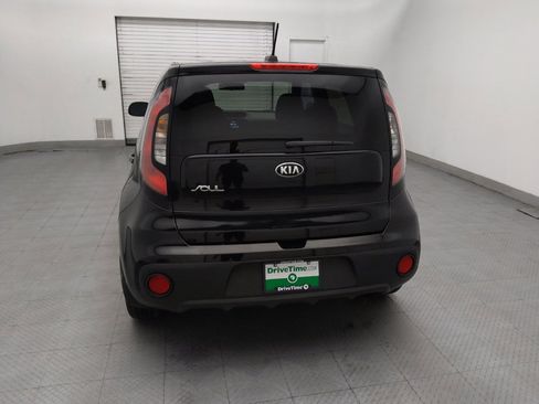 Used 2017 Kia Soul FWD image 6