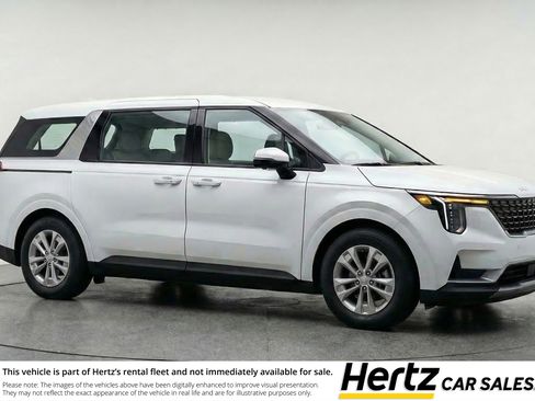 Used 2025 Chevrolet Equinox LT image 1