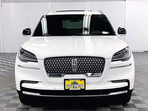 Used 2023 Lincoln Aviator Reserve w/ Elements Package Plus image 3