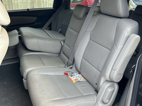 Used 2017 Honda Odyssey EX-L image 6