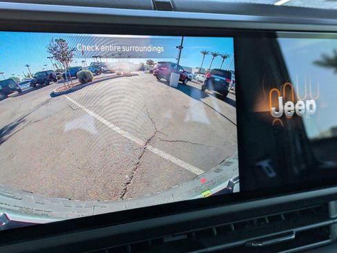 New 2025 Jeep Wrangler Unlimited Rubicon w/ Steel Bumper Group image 31