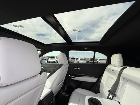 Used 2025 Cadillac XT4 Sport image 29