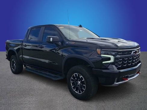 Used 2024 Chevrolet Silverado 1500 ZR2 image 3