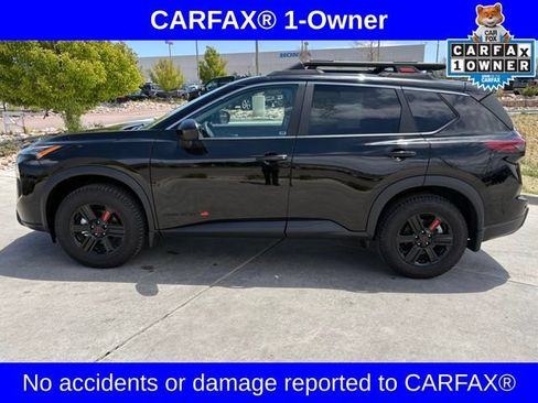 Used 2025 Nissan Rogue SV AWD/4WD image 2