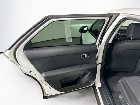 Used 2024 Hyundai Ioniq 5 SEL image 26