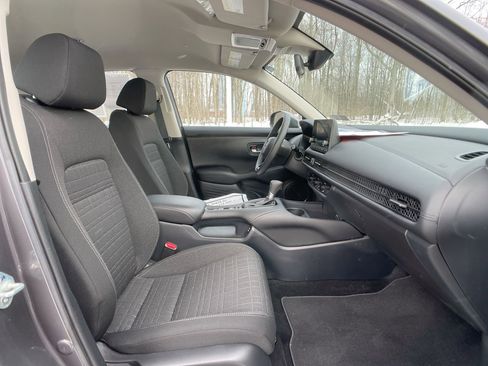 Certified 2025 Honda HR-V LX image 25