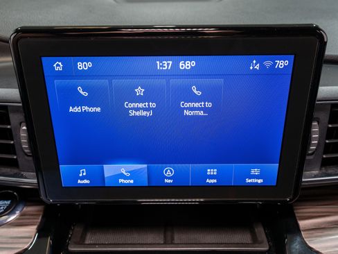 Used 2022 Ford Explorer Limited image 19