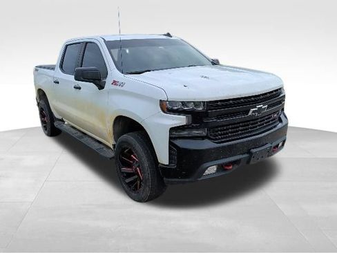Used 2020 Chevrolet Silverado 1500 LT Trail Boss AWD/4WD image 1