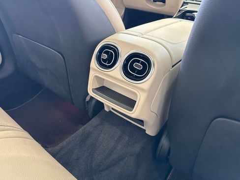 Used 2024 Mercedes-Benz C 300 4MATIC Sedan image 46
