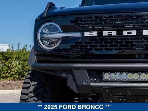 New 2025 Ford Bronco Badlands AWD/4WD image 13