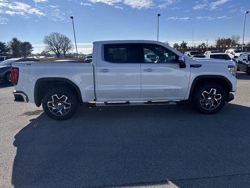 New 2026 GMC Sierra 1500 SLT w/ SLT Premium Plus Package image 6