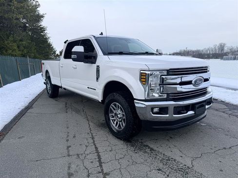 Used 2019 Ford F350 Lariat w/ Lariat Ultimate Package image 3