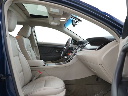 Used 2012 Ford Taurus SEL image 11