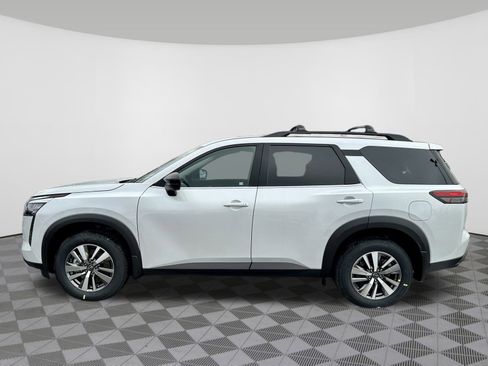 New 2026 Nissan Pathfinder SL AWD/4WD image 16