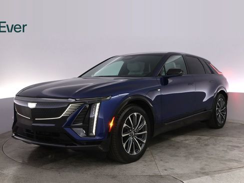 Used 2024 Cadillac Lyriq Sport w/ LPO, Floor Liner Package RWD image 2