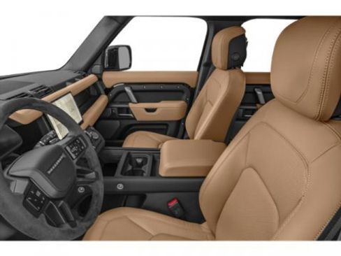 Used 2025 Land Rover Defender 110 V8 image 9