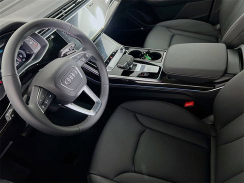 New 2026 Audi Q8 Premium Plus image 23