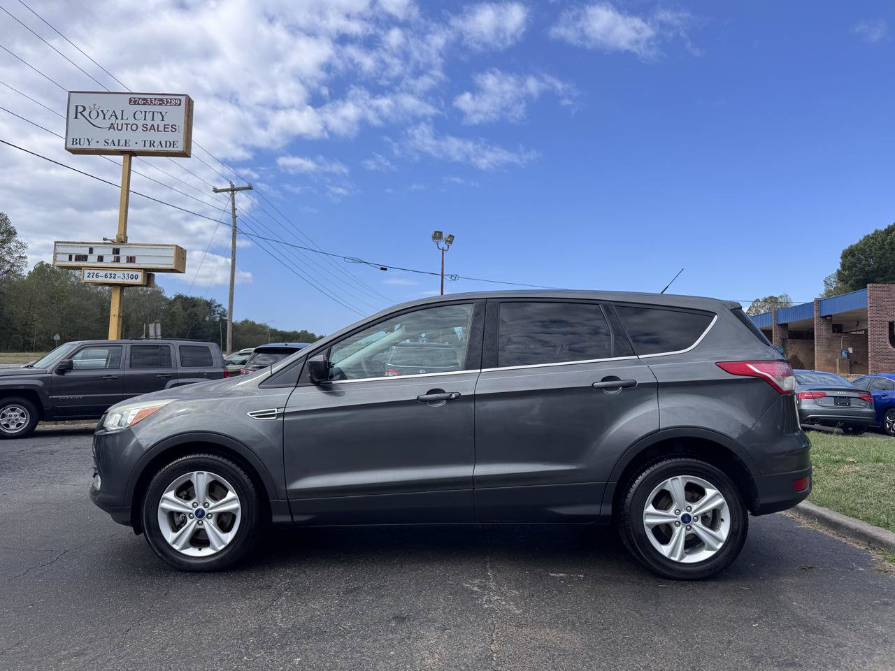 Used 2015 Ford Escape SE AWD/4WD image 8