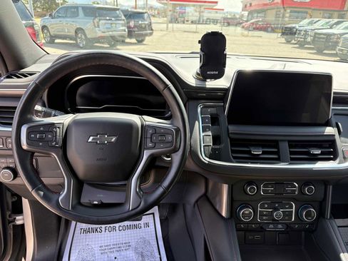 Used 2022 Chevrolet Suburban RST w/ Luxury Package AWD/4WD image 15