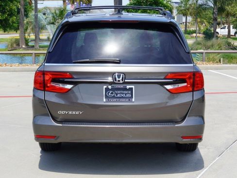 Used 2021 Honda Odyssey EX-L image 7