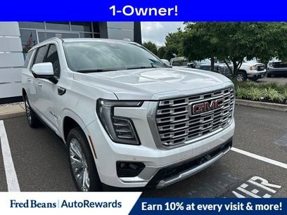 Used 2025 GMC Yukon XL Denali w/ Sun & Power Step Package