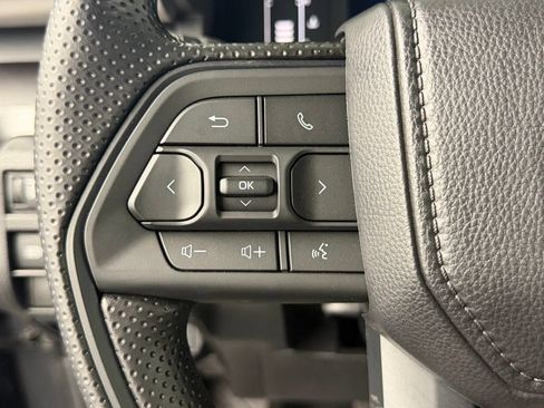 Used 2026 Toyota Tacoma SR5 AWD/4WD image 24