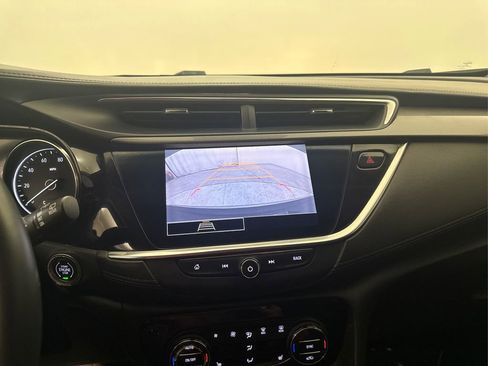 Used 2021 Buick Encore GX Select image 32