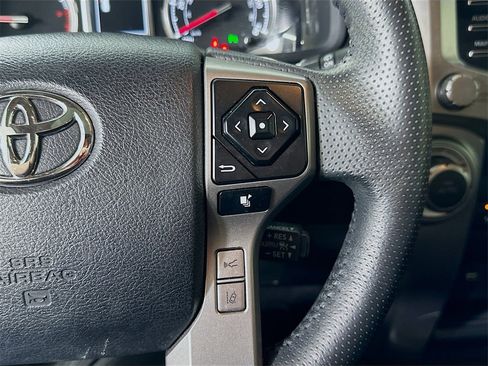 Used 2020 Toyota 4Runner Limited image 24