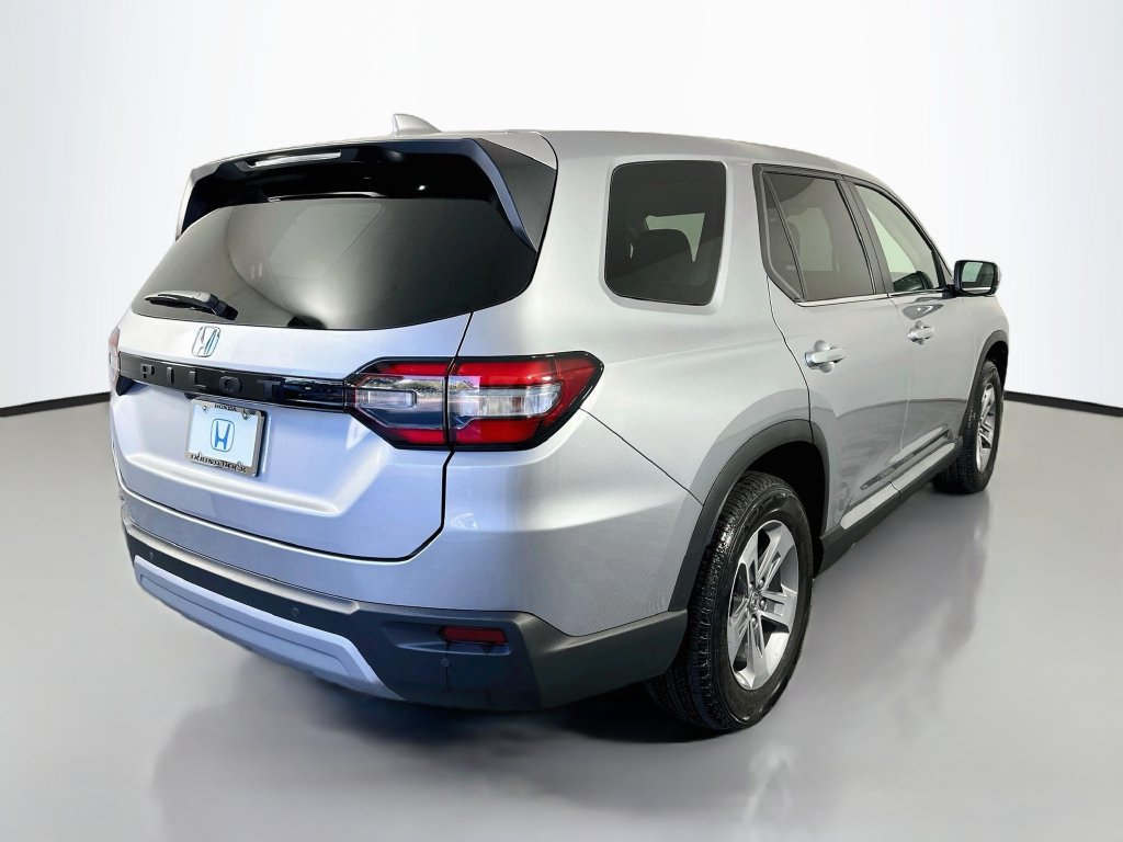 Certified 2025 Honda Pilot EX-L image 5