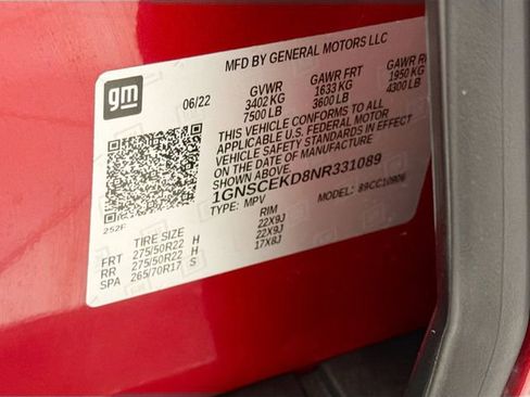 Used 2022 Chevrolet Suburban RST w/ Luxury Package image 31