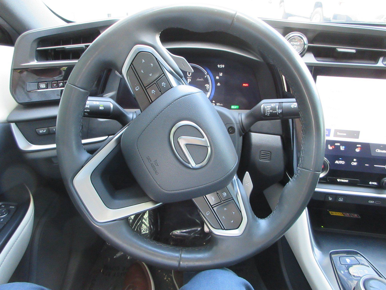 Used 2023 Lexus RZ 450e Premium w/ Technology Package AWD/4WD image 35