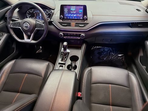 Used 2022 Nissan Altima 2.5 SR w/ Midnight Edition Package AWD/4WD image 12