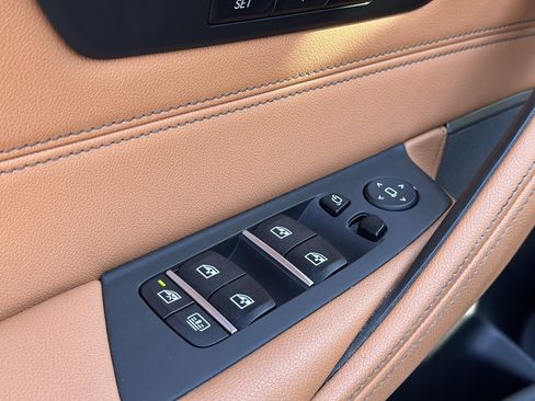 Certified 2023 BMW 540i xDrive w/ Executive Package image 20