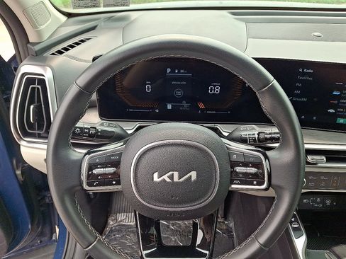 Certified 2025 Kia Sorento X-Line EX AWD/4WD image 19