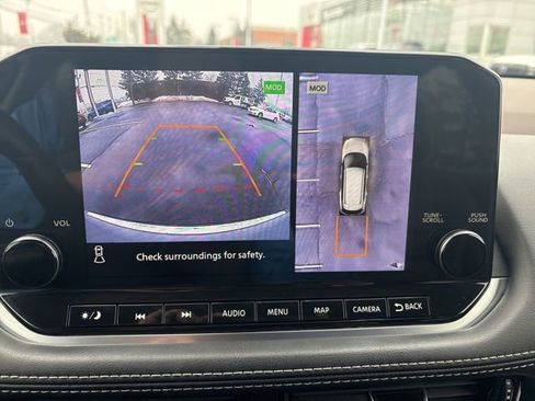 Certified 2023 Nissan Rogue SL w/ SL Premium Package image 13