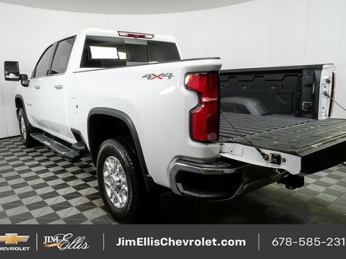 Certified 2024 Chevrolet Silverado 2500 LTZ w/ LTZ Convenience Package image 31