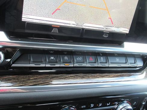 Used 2024 GMC Sierra 1500 Elevation image 25