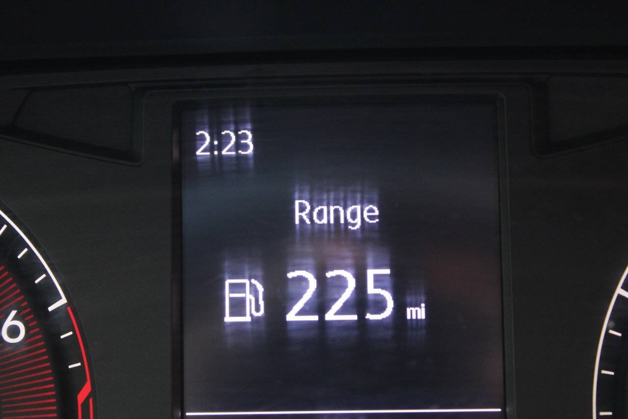 Used 2020 Volkswagen Jetta S w/ Driver Assistance Package FWD image 22