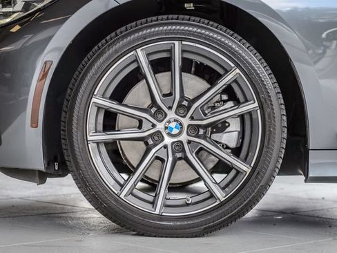 Used 2019 BMW 330i Sedan w/ Premium Package RWD image 12